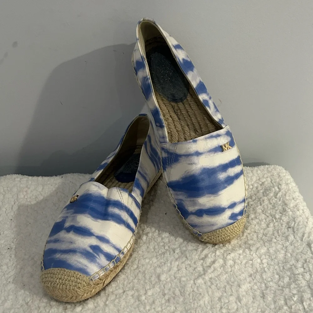 Michael Kors Women's Sz 5 Kendrick Espadrille Slip On Flats Blue White Tie Dye